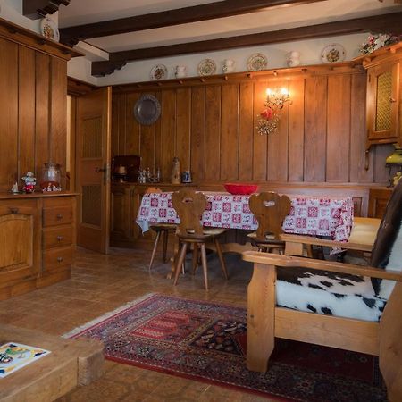 Casa Vacanze 5 Torri Apartment Cortina d'Ampezzo Luaran gambar