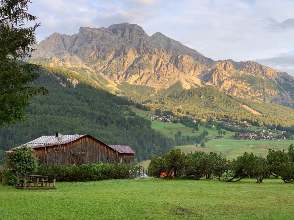 Casa Vacanze 5 Torri Apartment Cortina d'Ampezzo Luaran gambar